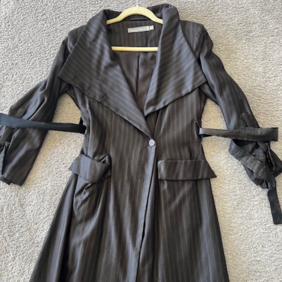 Belgian designer, Francoise Pendville Brown Stripe Coat, Size 38 - Picture 1 of 8